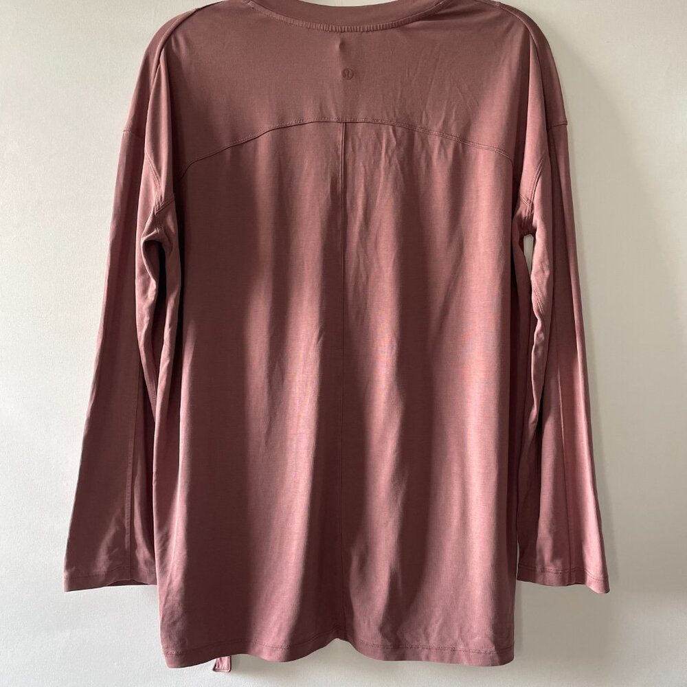 Lululemon Womens Dusty Rose Pink Side Ruched Minimalist Modern Cozy Top Size 8 - Picture 2 of 9